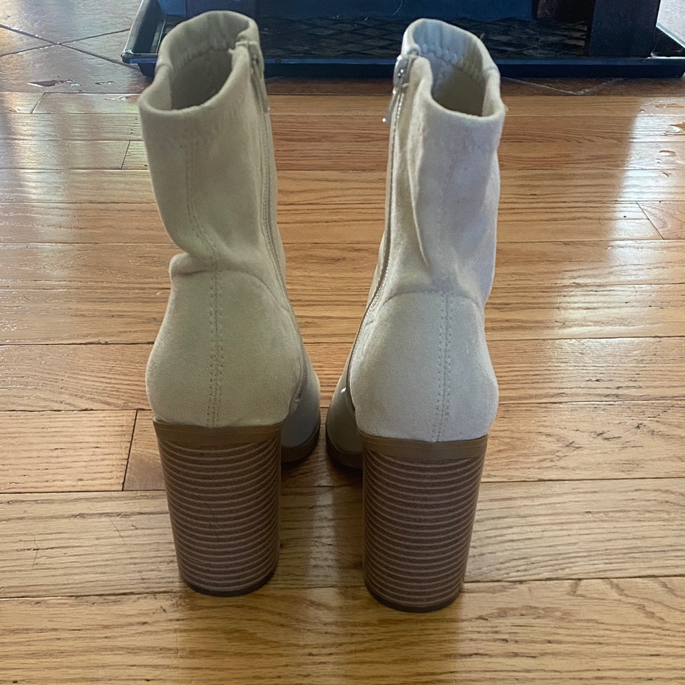 Leather Cream Ankle Boots - Picture 5 of 6